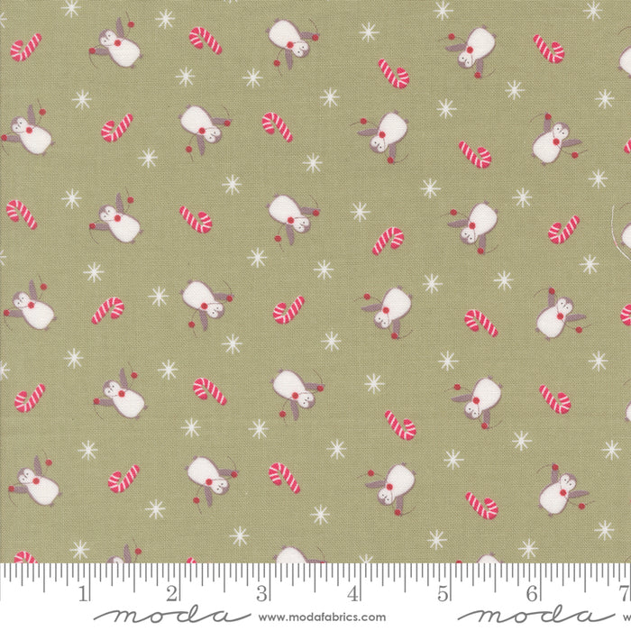 A Very Sweet Christmas - Penguin Party Pine