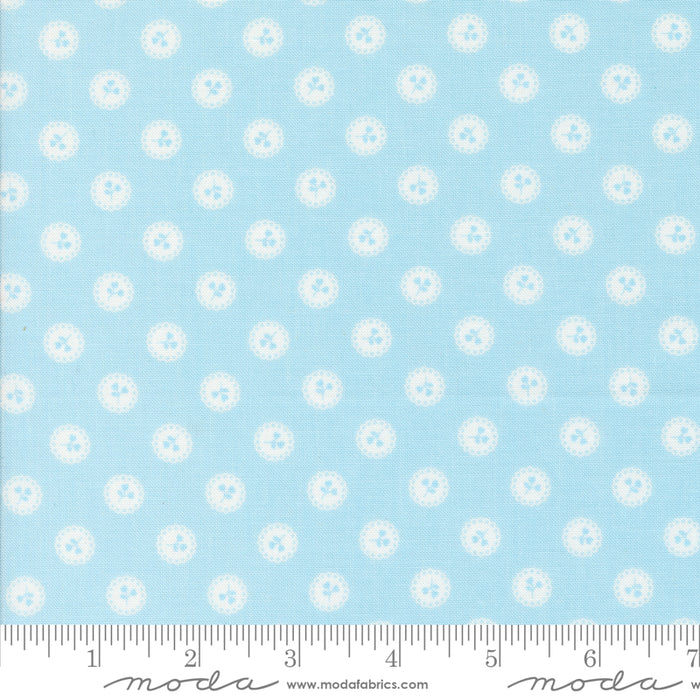 Dainty Meadow - Dainty Dot Sky