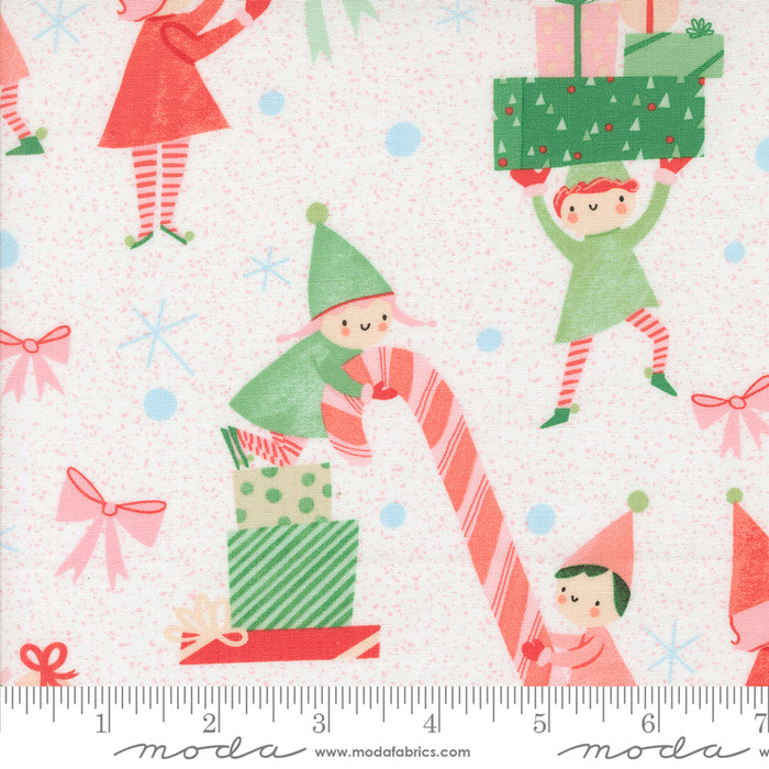 Tiny Christmas - Elves Snow