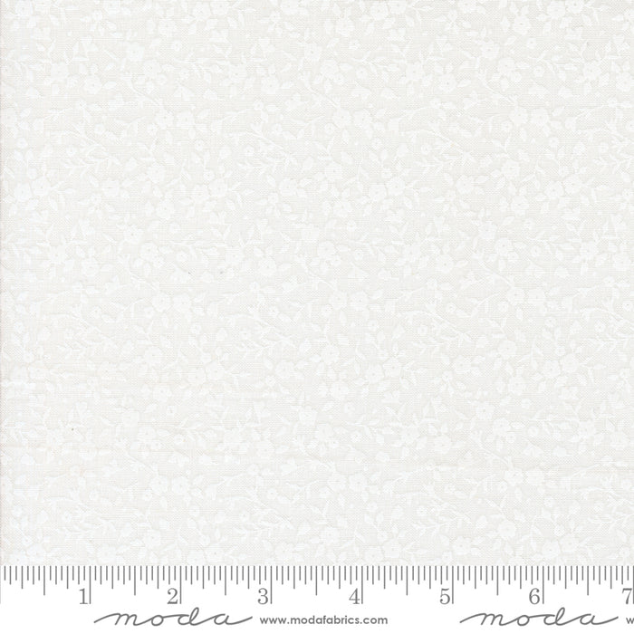 Sun Drenched - Tiny Floral Cloud White