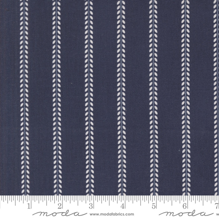 Summertime - Beach Towel Stripes Navy