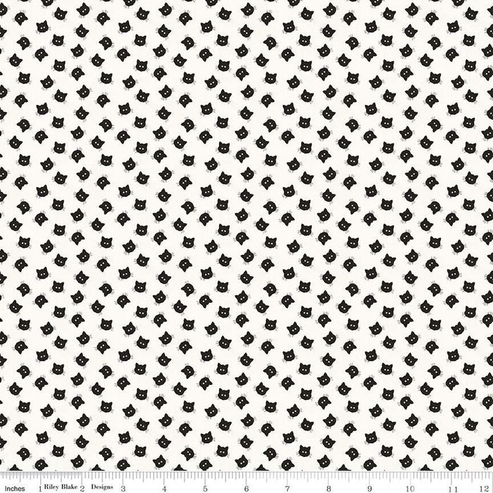 Costume Maker's Act II - Scaredy Cat Buttons White