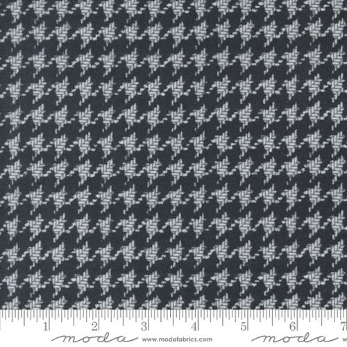 Farmhouse Flannels III - Houndstooth Black Top