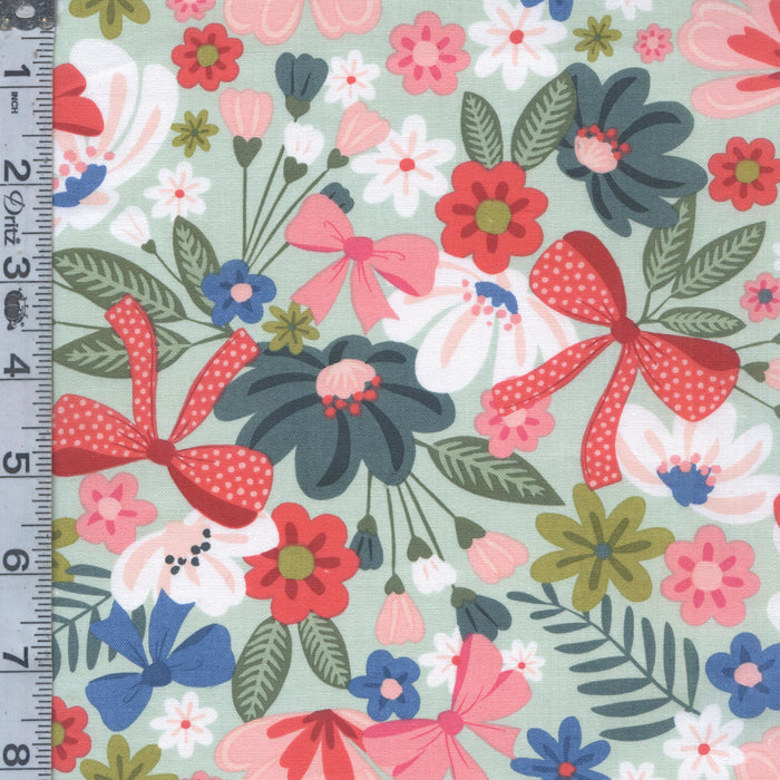 Highland Hazel - Flowers & Bows 14" Remnant