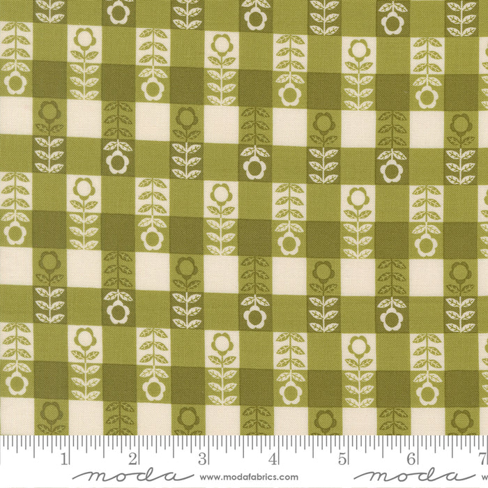 The Henhouse - Flower Plaid Grass