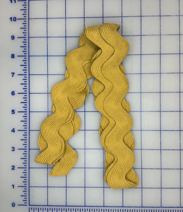 Light Gold 1-3/8" Ric Rac 2-1/2 Yard Piece