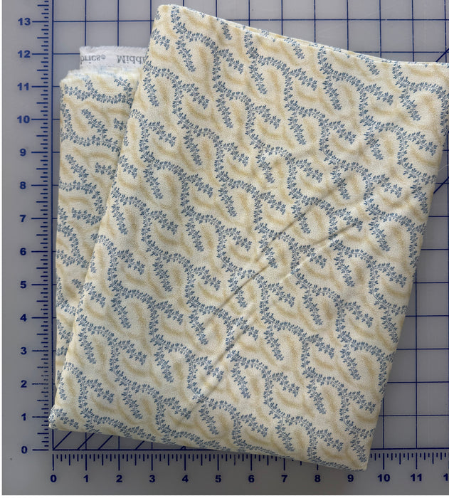 Middleboro Road 3-2/3 Yard Piece