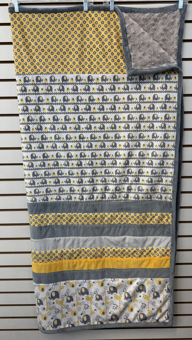 Gray & Yellow Elephant Minky Quilt