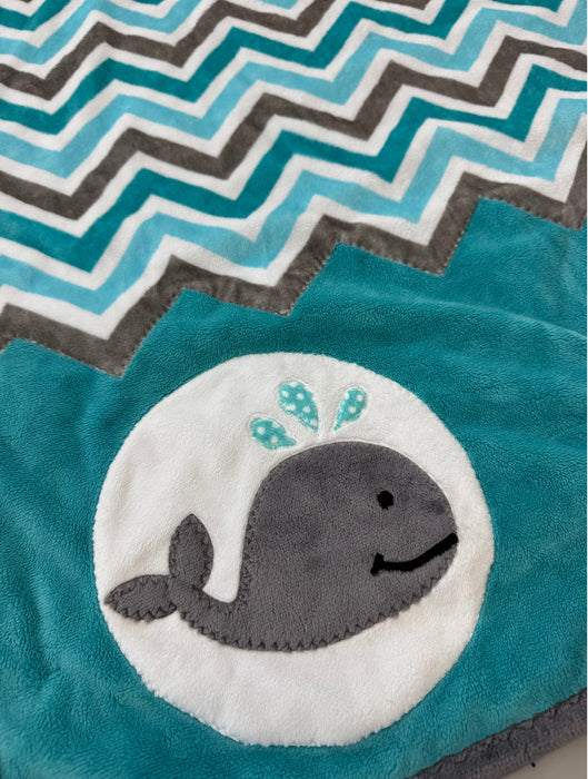 Whale Cuddle Quilt